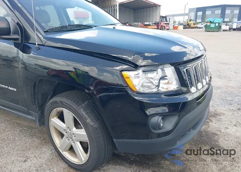 2013 Jeep Compass Limited из США, поврежденный, VIN 1C4NJDCBXDD215083